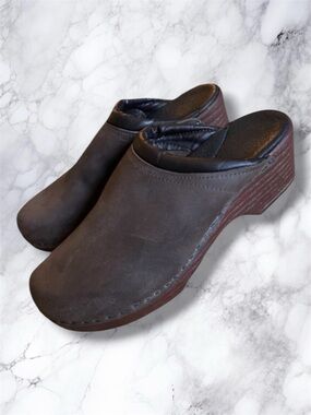 ANNA By Swedish Clogs Brown Leather  Slip-on Clogs EU 42 US W9-9.5